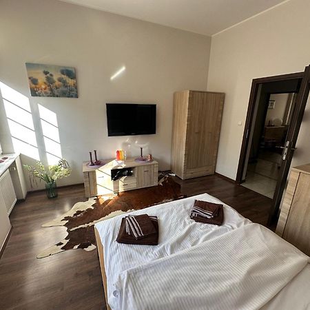 Gdanskie Apartamenty - Apartamenty Na Swietego Ducha Z 2 Sypialniami Ngoại thất bức ảnh