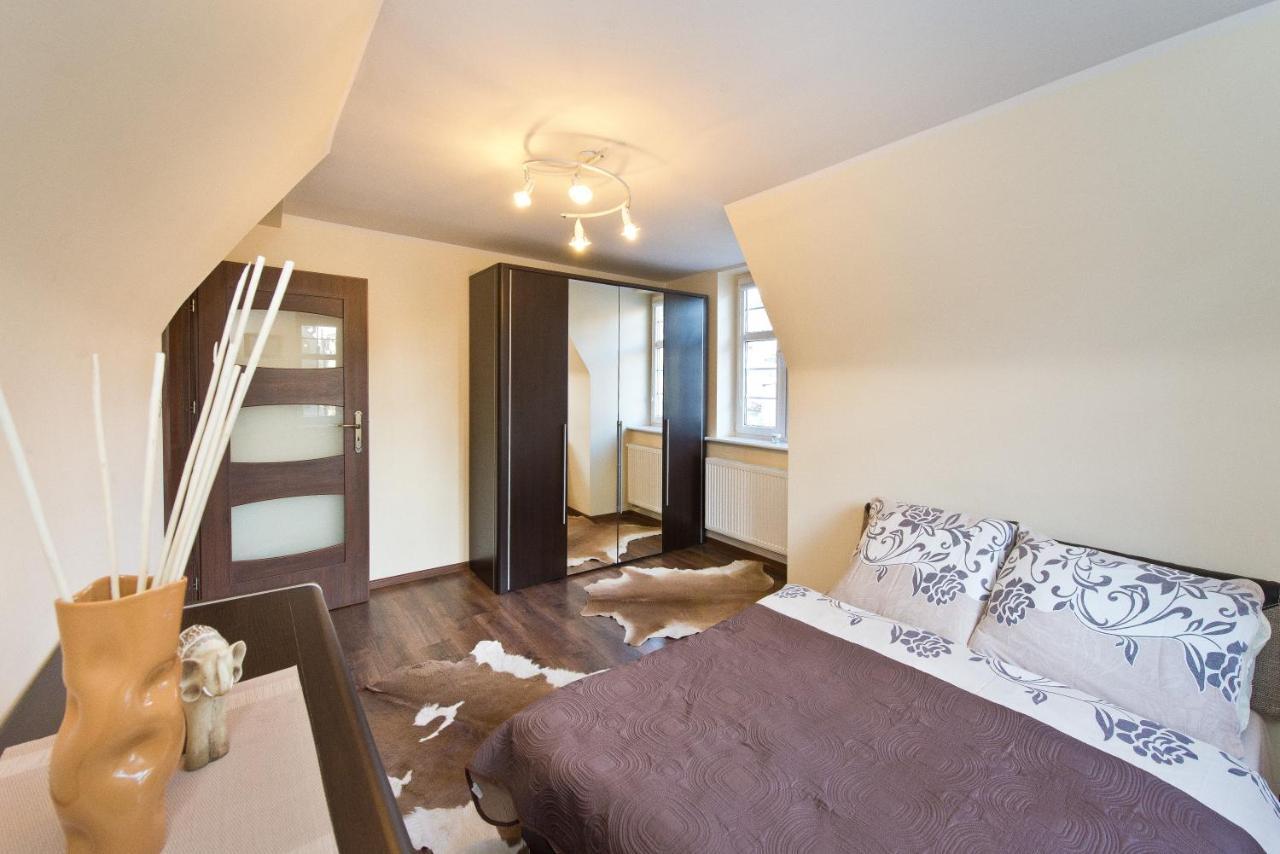 Gdanskie Apartamenty - Apartamenty Na Swietego Ducha Z 2 Sypialniami Ngoại thất bức ảnh