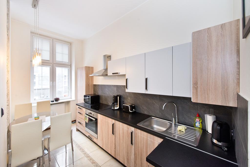 Gdanskie Apartamenty - Apartamenty Na Swietego Ducha Z 2 Sypialniami Ngoại thất bức ảnh