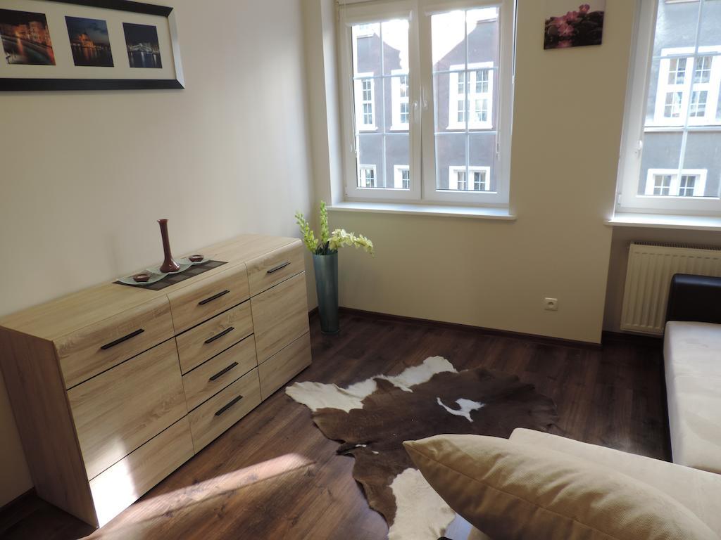Gdanskie Apartamenty - Apartamenty Na Swietego Ducha Z 2 Sypialniami Phòng bức ảnh